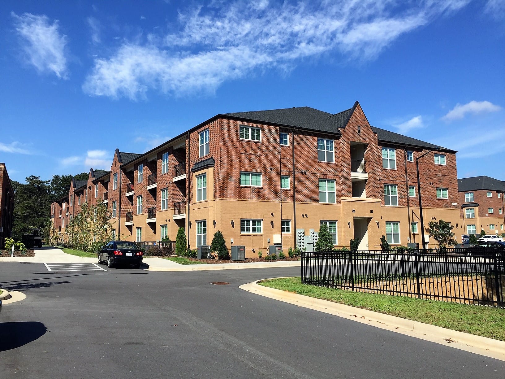 Encore North Apartments gallery image 2